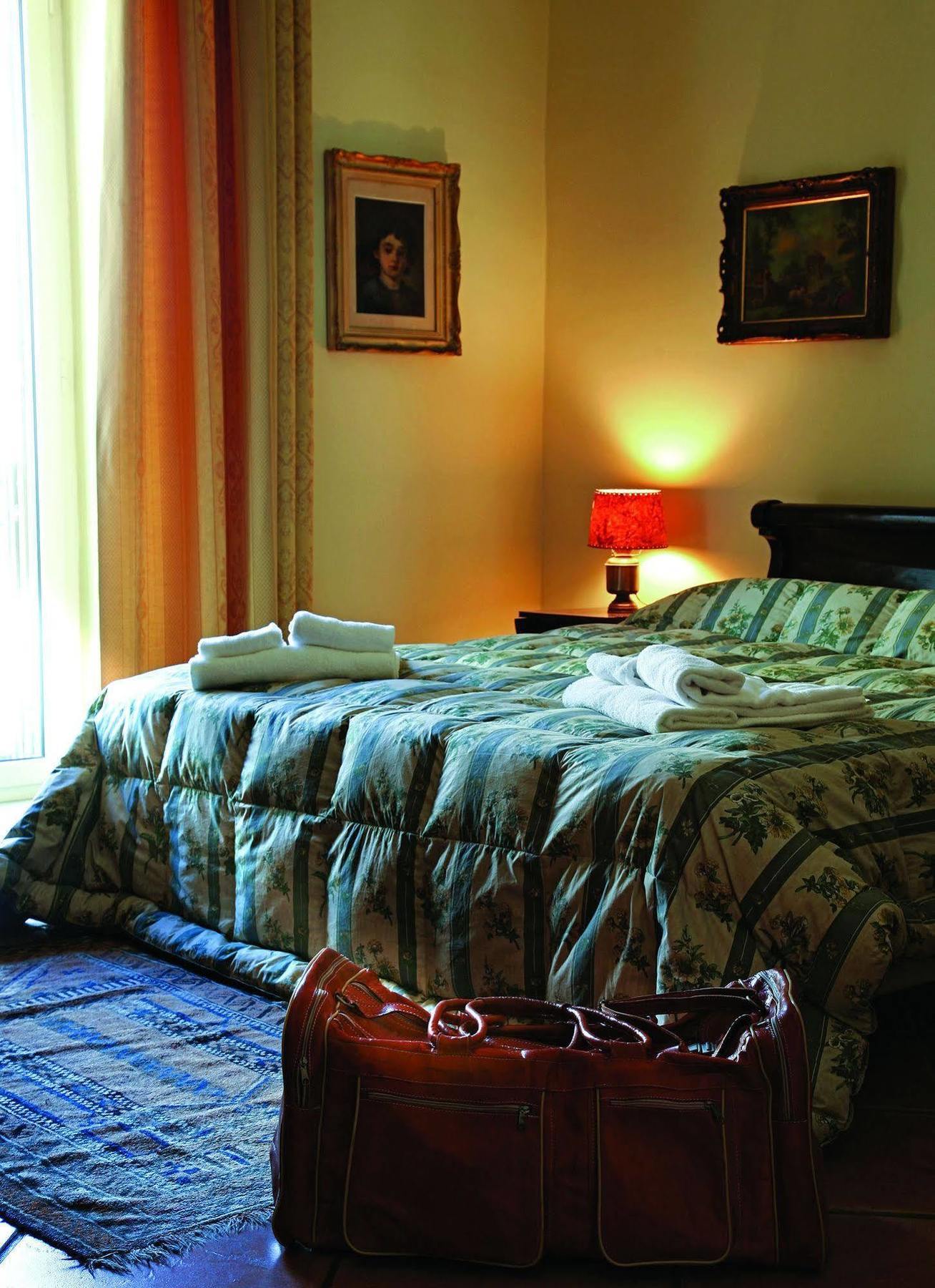 B&B Luna Caprese Napels Buitenkant foto